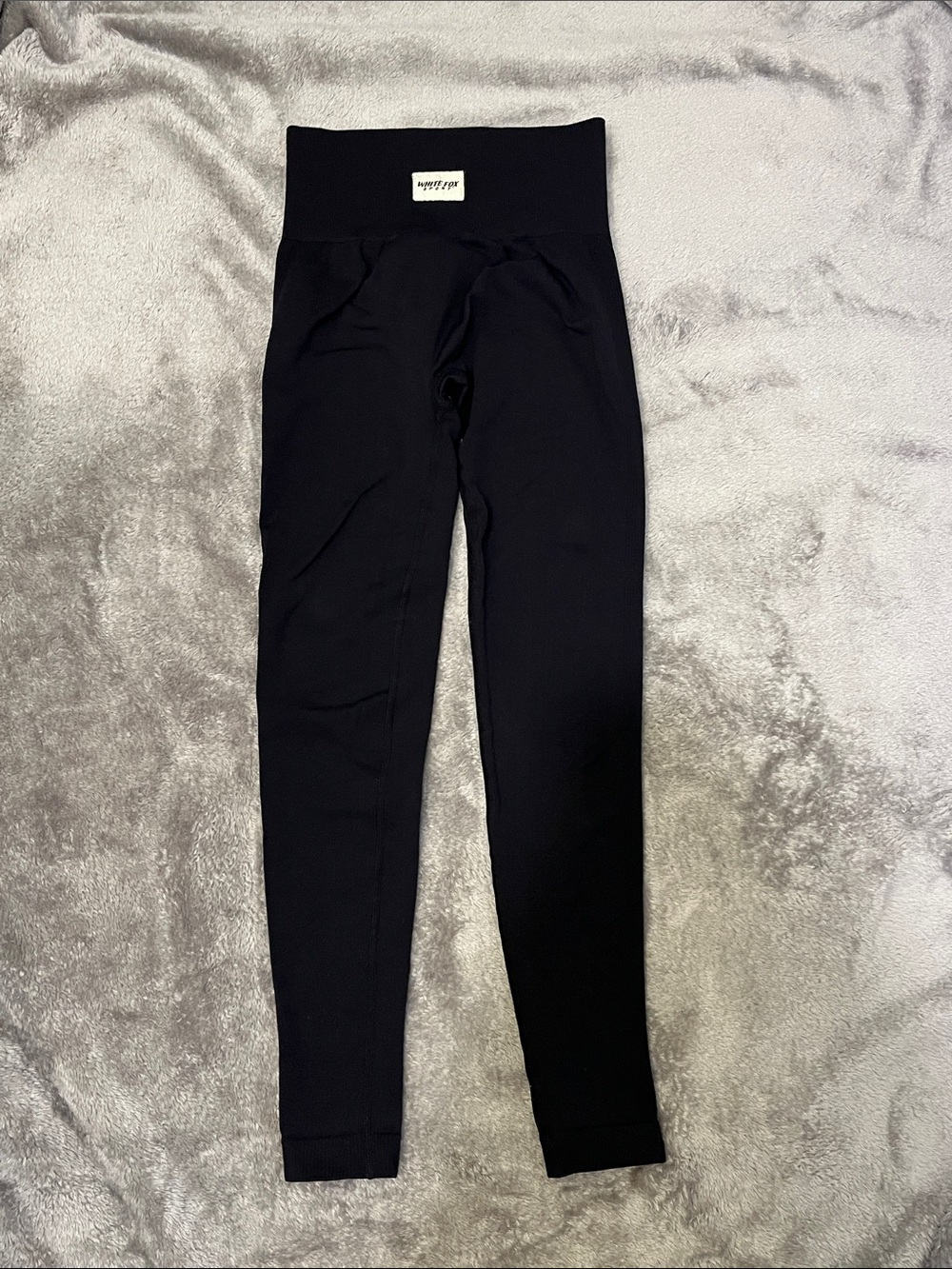 White Fox Active black leggings, size small
